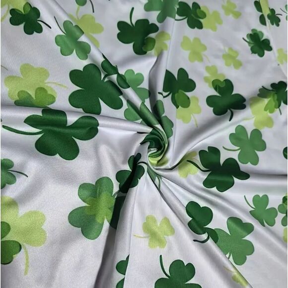 St Patrick's Day Shamrock Clover Print Crew Neck T-Shirt Sz 6 - Picture 6 of 6